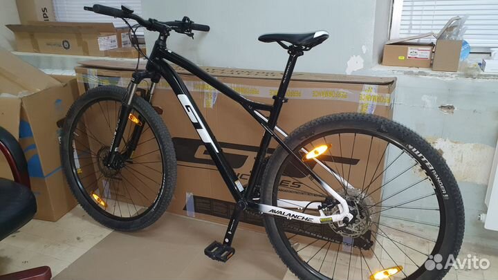 GT Avalanche Comp 2021 29 L