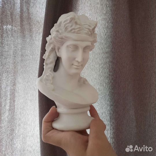 Скульптура декоративная