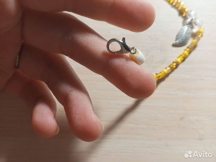 Браслет из бисера