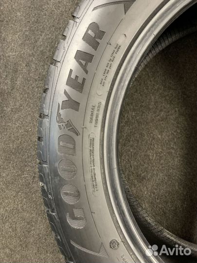Goodyear UltraGrip Ice 235/55 R19