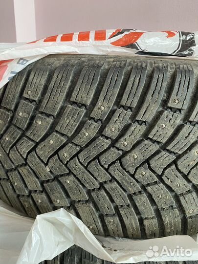 Continental IceContact 3 SUV 275/50 R21