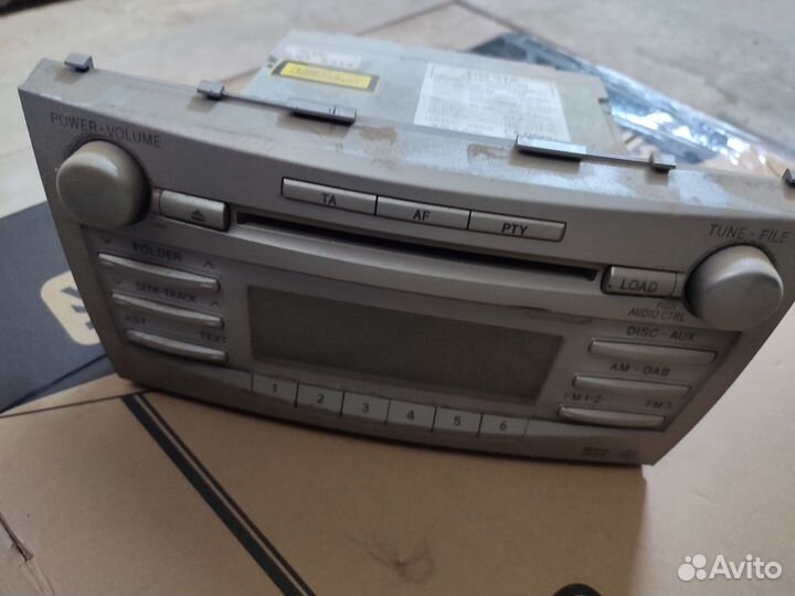 Автомагнитола на toyota camry 40