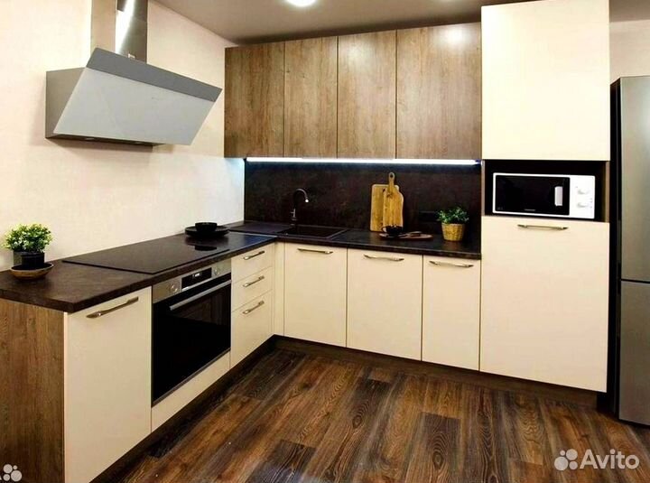 Кухонный гарнитур угловой в потолок на заказ