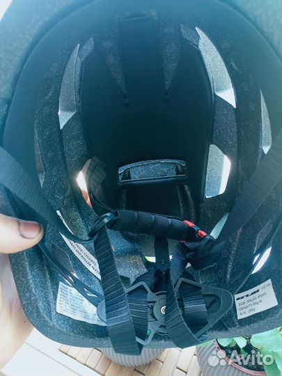 Велошлем взрослый