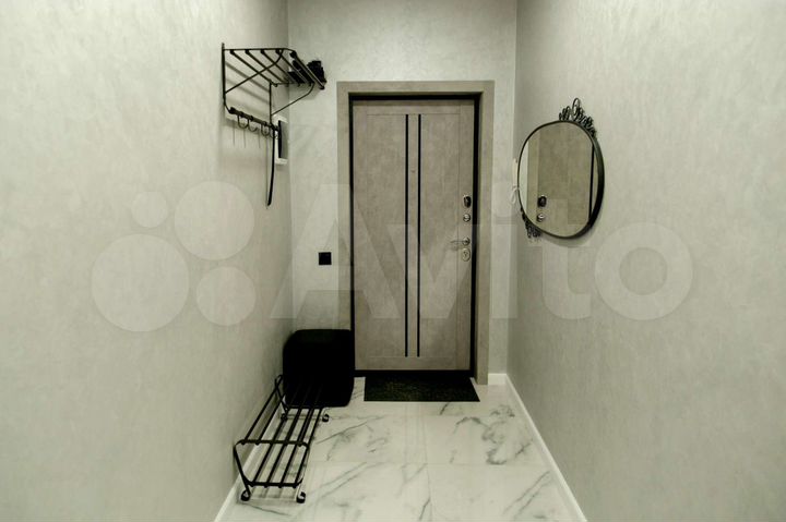 2-к. квартира, 56 м², 17/17 эт.