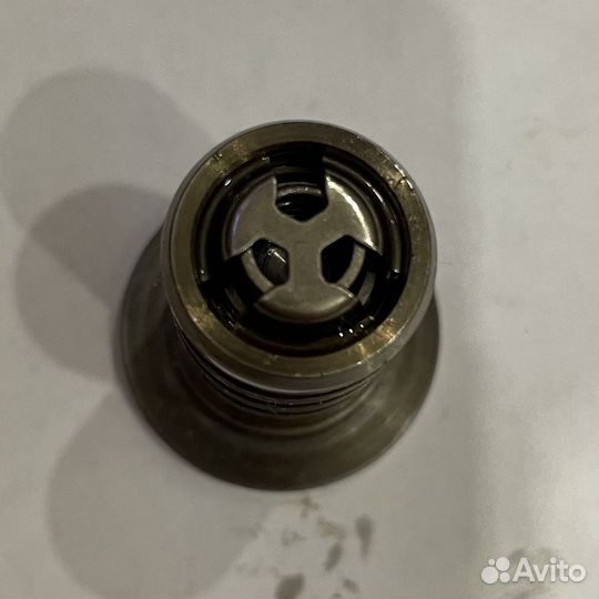 Клапан изменения фаз грм / Клапан управления VAG