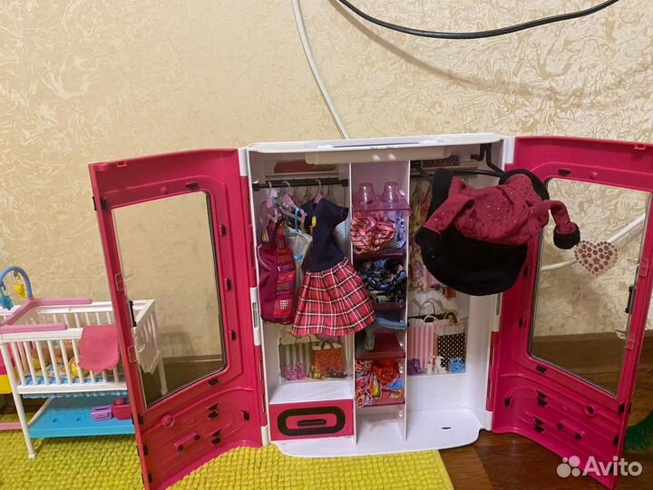 Шкаф для кукол Барби