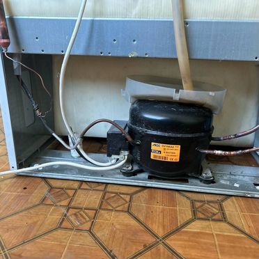 Ремонт холодильников / Ремонт холодильников с выездом / Мастер по ремонту холодильников