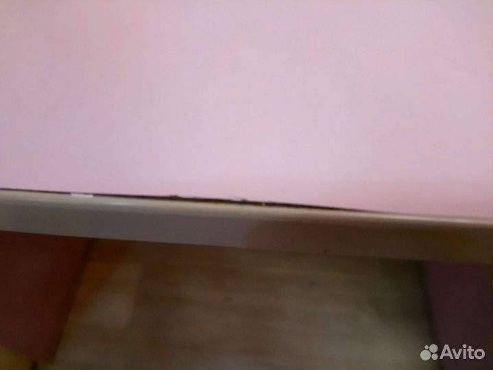 Стол в детскую. На 2 места