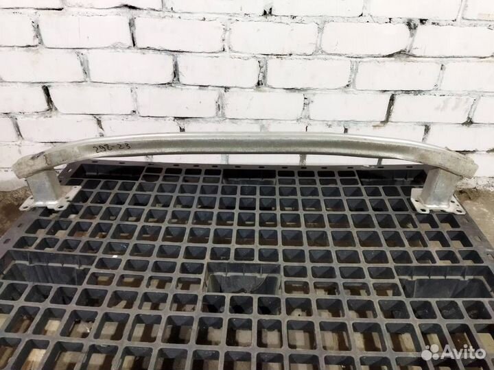 Усилитель заднего бампера от Renault Megane III 2