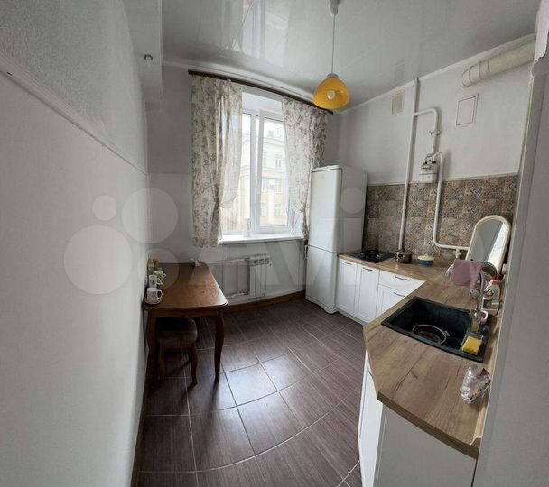 2-к. квартира, 54 м², 3/5 эт.