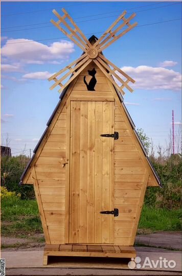 Уличный туалет деревянный PRO881