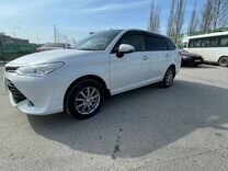 Toyota Corolla Fielder 1.5 CVT, 2017, 153 000 км, с пробегом, цена 1 477 000 руб.