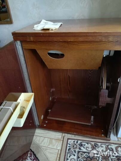 Швейная машина Чайка 3