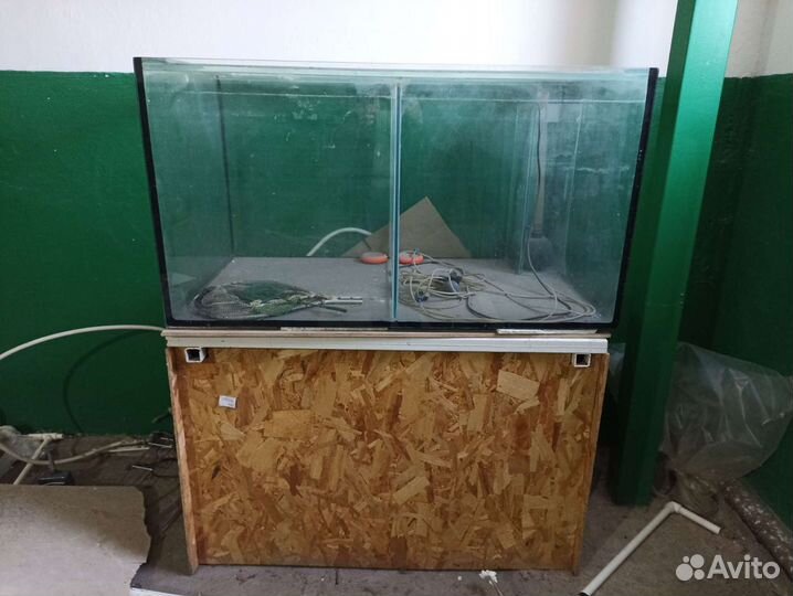 Аквариум с тумбой бу