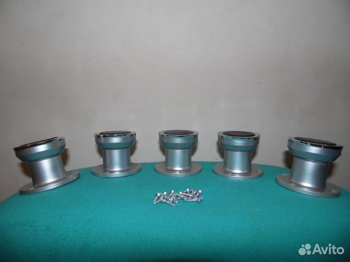 Ножки мебельные (5 шт + саморезы)