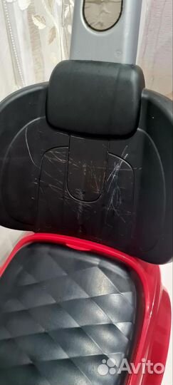 Машинка толокар с ручкой