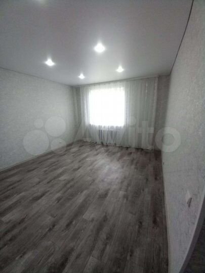 2-к. квартира, 44 м², 1/9 эт.