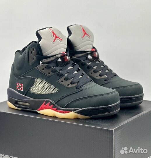 Nike Air Jordan 5 Retro Off Noir Gore-Tex