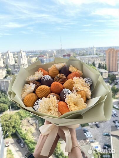 Букет клубника в шоколаде подарок Воронеж