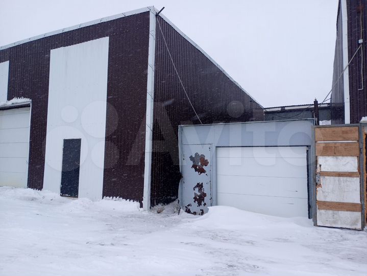 Гараж, > 30 м²