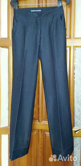 Продаётся школьный костюм