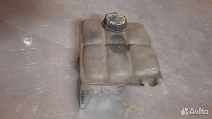 Бачок расширительный Mazda 3 BK 2005 3M5H8K218