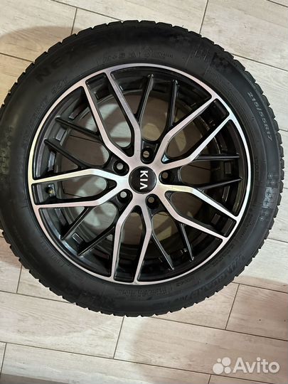 Зимняя резина с дисками на kia 215/55 r17