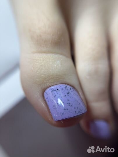 Маникюр педикюр