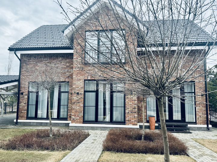 Коттедж 120 м² на участке 6 сот.