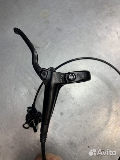 Гидравлический тормоз передний