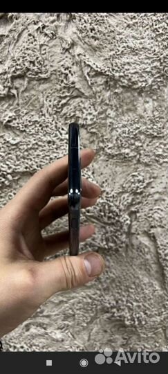Samsung Galaxy S10e (Snapdragon 855), 6/128 ГБ