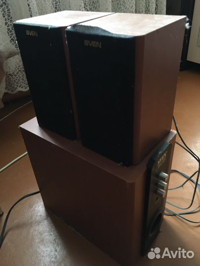 Продам колонки Sven