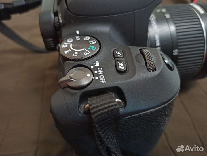 Зеркальная камера canon 200d