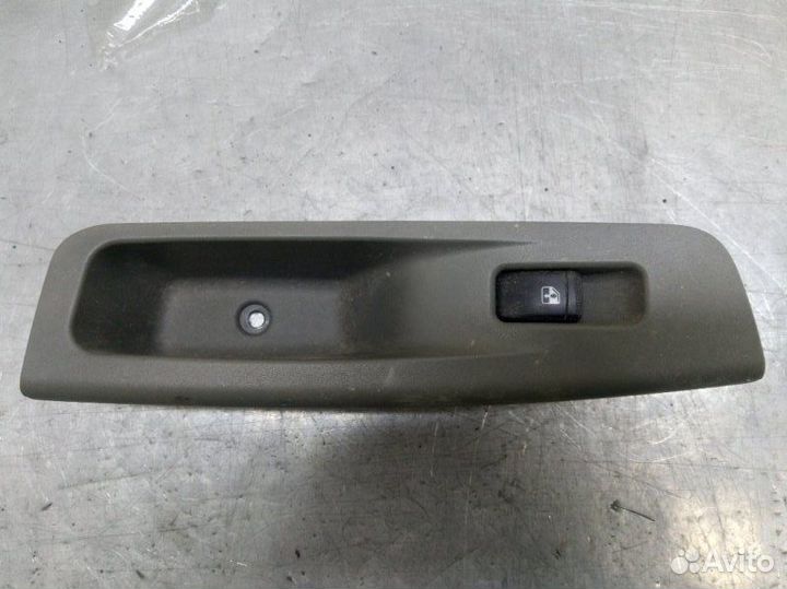 Кнопка стеклоподъемника Chevrolet Lacetti хетчбэк
