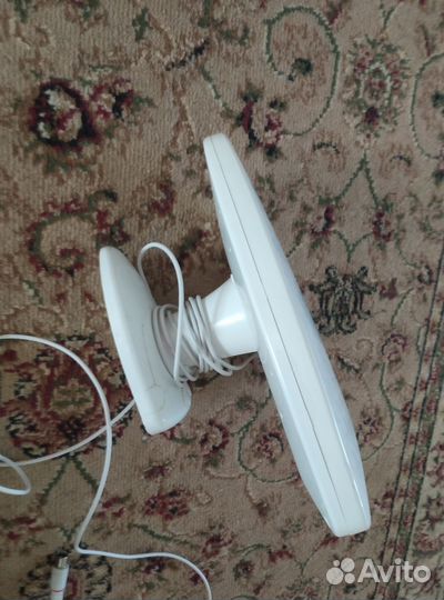 Антенна телевизионная с усилителем