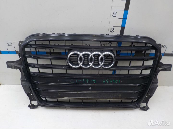 Б/У Б/У Решетка радиатора Audi Q5 2008