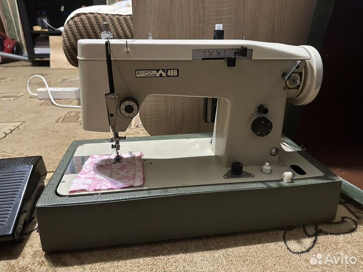 Швейная машина Predom 466