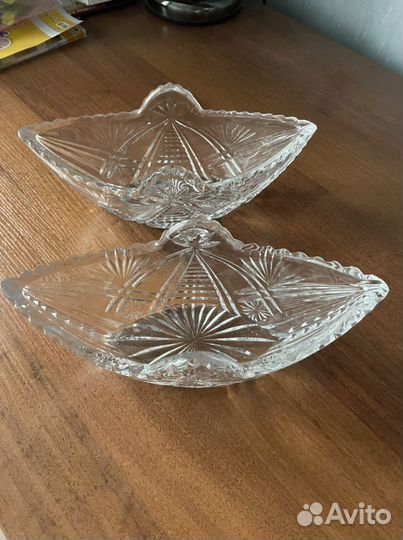 Хрустальная ваза