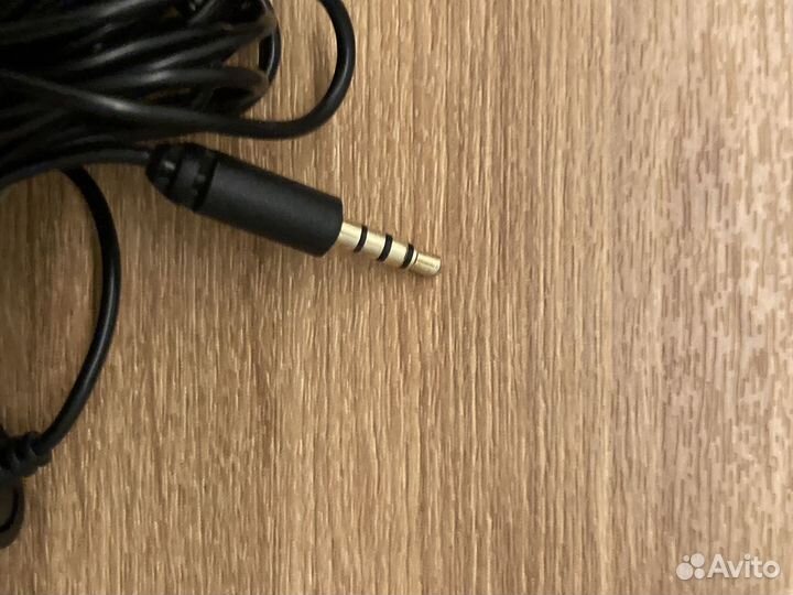 Петличный микрофон boya m1