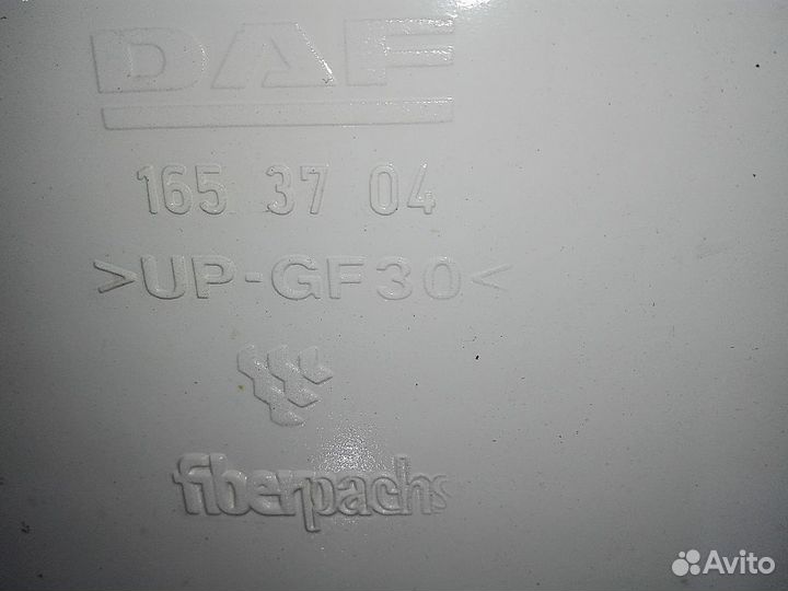 Спойлер кабины верхний правый DAF (Даф) XF105 05-13 (1653704)