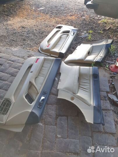 Обшивки карты дверей на легенда купе 93г