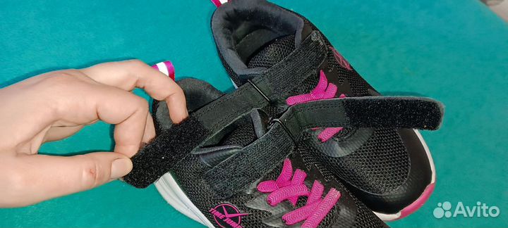 Кроссовки для девочки 32 размер бу