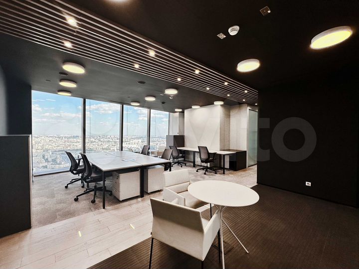 Fabulous sky office, 91 м²