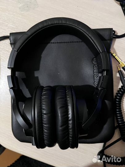 Наушники Audio-Technica ATH-M40X