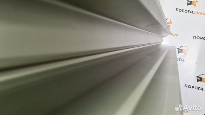 Кузовной порог левый Hyundai Tucson