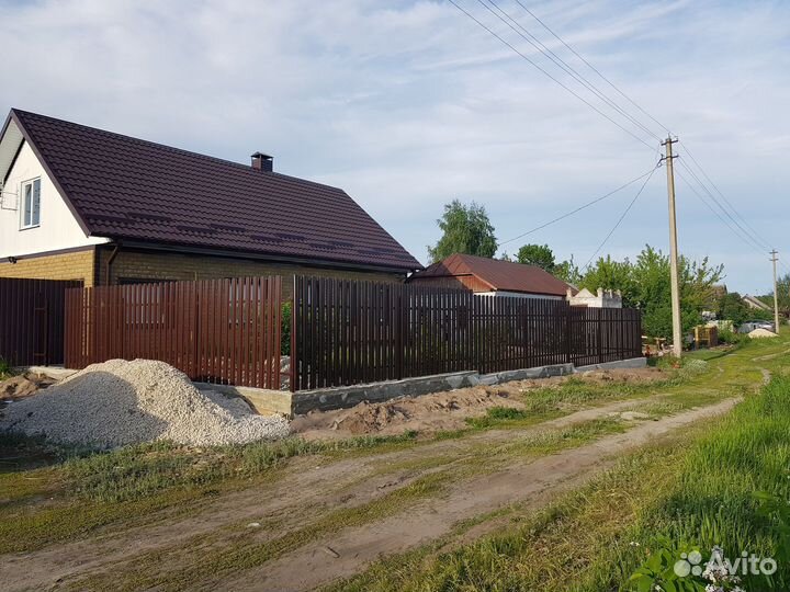 Бригада строителей