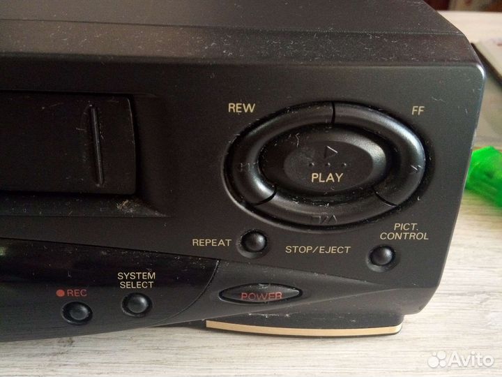 Видеомагнитофон