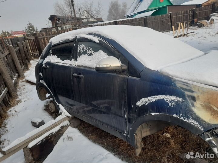 SsangYong Actyon 2.0 AT, 2013, битый, 120 000 км