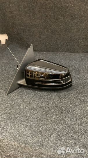 Зеркало левое рестайлинг Mercedes-Benz W204